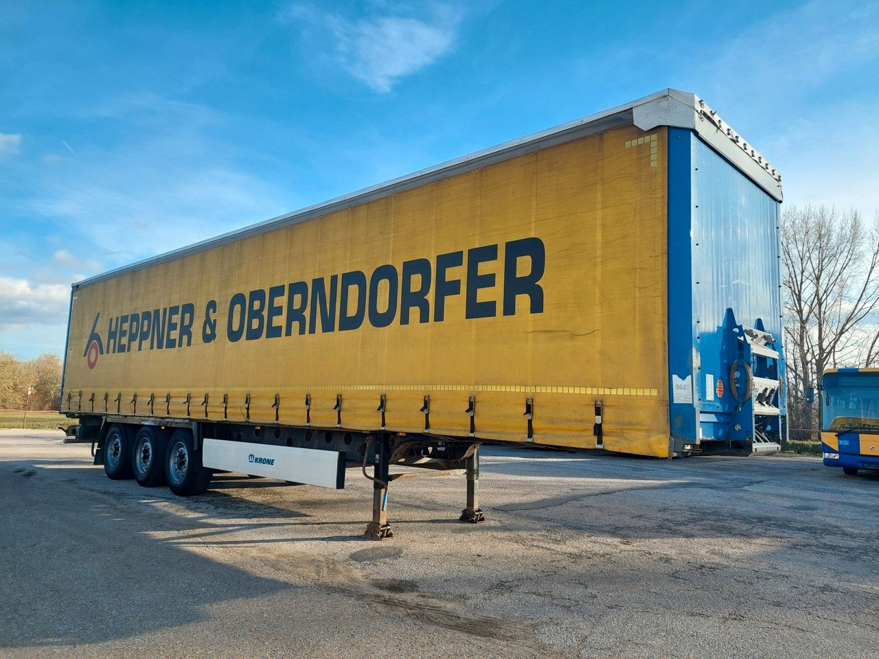 Krone SD Standard Coil Mulde lenkbare Hinterachse - Planenauflieger: das Bild 2 Krone SD Standard Coil Mulde lenkbare Hinterachse - Planenauflieger: das Bild 2