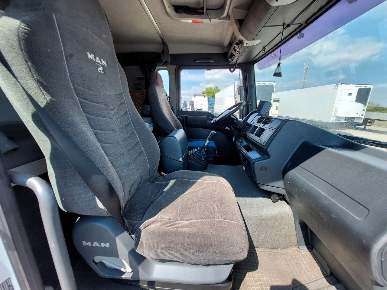 Pritsche LKW, Autokran MAN GA 26.320 6X2-2 BL + Kran Fassi F110AC22: das Bild 14