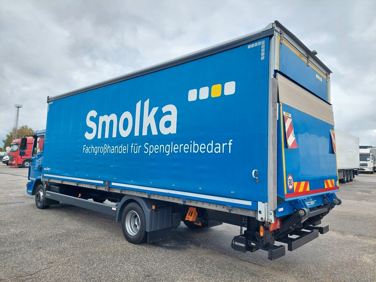 MAN TGL 12.250 BL 4x2 - Plane LKW: das Bild 3 MAN TGL 12.250 BL 4x2 - Plane LKW: das Bild 3