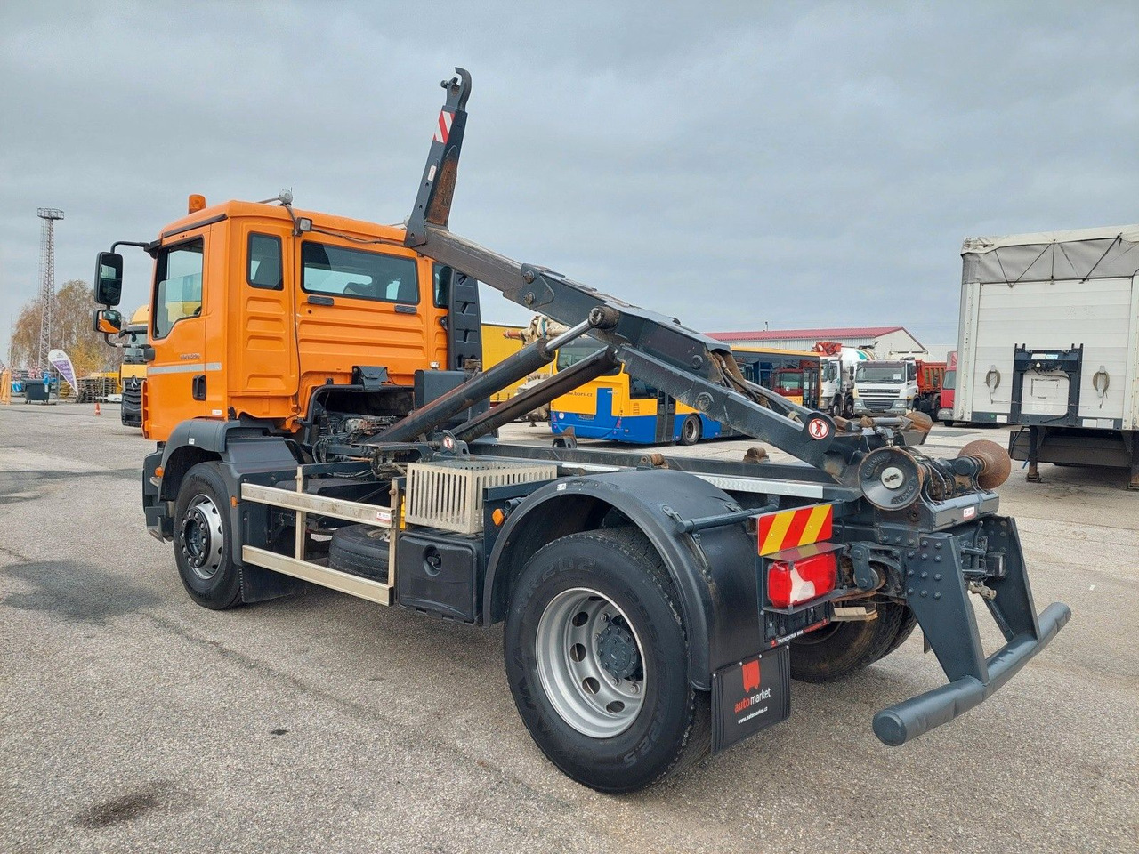 MAN TGM 18.290 4X2 BB - Abrollkipper: das Bild 3 MAN TGM 18.290 4X2 BB - Abrollkipper: das Bild 3