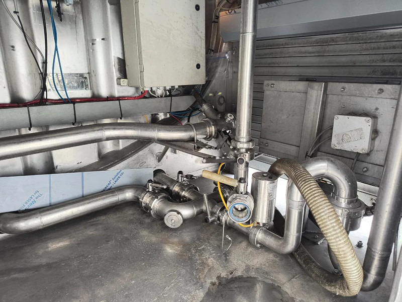 Tankwagen Für die Beförderung von Milch MAN TGA 26.360 INSULATED INOX TANK - 2 COMP - AIRCO - LIFT/STEERING AXLE: das Bild 15