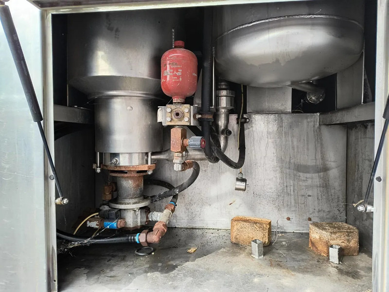 Tankwagen Für die Beförderung von Milch MAN TGA 26.360 INSULATED INOX TANK - 2 COMP - AIRCO - LIFT/STEERING AXLE: das Bild 19