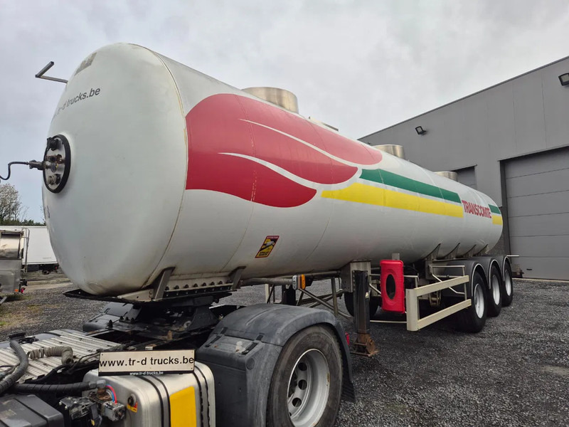 Magyar INSULATED INOX TANK 28000L - 3 COMP - LEAF/LAMES - Tankauflieger: das Bild 1 Magyar INSULATED INOX TANK 28000L - 3 COMP - LEAF/LAMES - Tankauflieger: das Bild 1