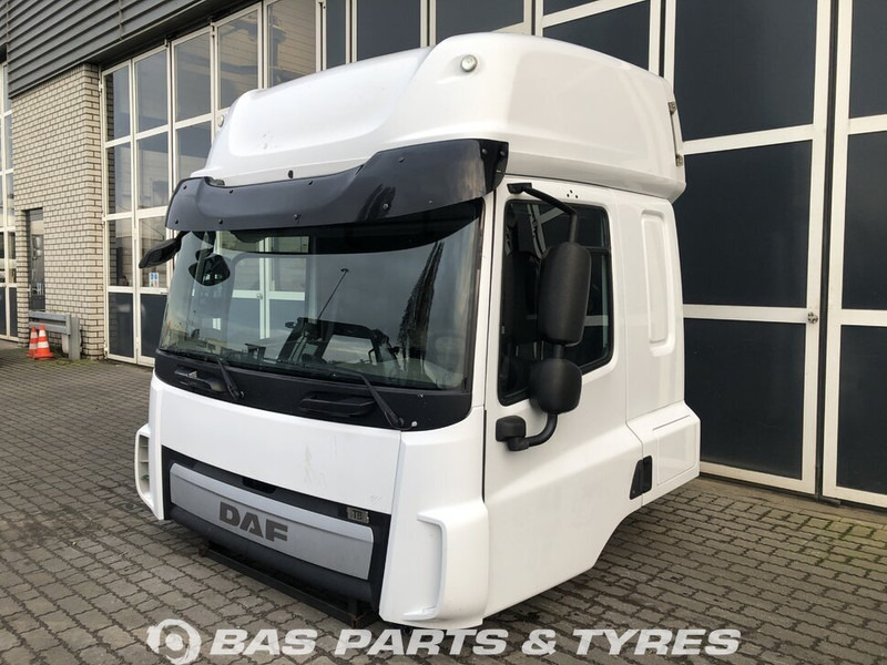 DAF CF Euro 6 - Fahrerhaus und Interieur für LKW: das Bild 1 DAF CF Euro 6 - Fahrerhaus und Interieur für LKW: das Bild 1
