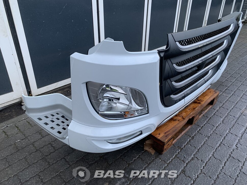 DAF CF Euro 6 - Stoßstange für LKW: das Bild 3 DAF CF Euro 6 - Stoßstange für LKW: das Bild 3