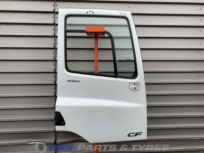DAF CF Euro 6 - Tür und Teile für LKW: das Bild 1 DAF CF Euro 6 - Tür und Teile für LKW: das Bild 1