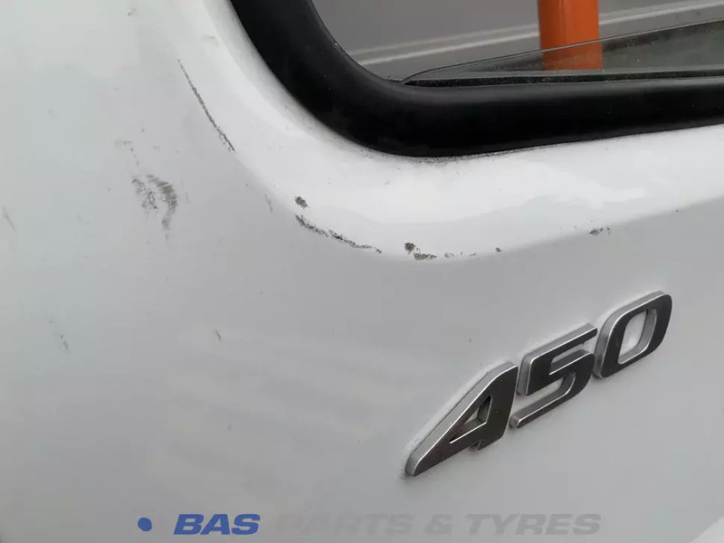 DAF CF Euro 6 - Tür und Teile für LKW: das Bild 2 DAF CF Euro 6 - Tür und Teile für LKW: das Bild 2