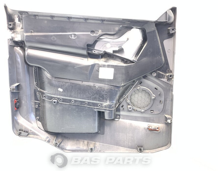 DAF - Karosserie und Außen für LKW: das Bild 2 DAF - Karosserie und Außen für LKW: das Bild 2