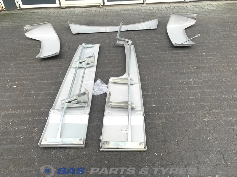 DAF XF106 Spoilerset DAF Super Space Cab L2H3 1836001 - Aeropack/ Spoiler für LKW: das Bild 4 DAF XF106 Spoilerset DAF Super Space Cab L2H3 1836001 - Aeropack/ Spoiler für LKW: das Bild 4
