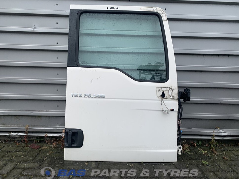 MAN TGX - Tür und Teile für LKW: das Bild 1 MAN TGX - Tür und Teile für LKW: das Bild 1