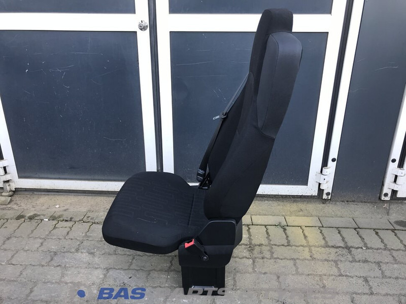 Mercedes-Benz Actros MP4 - Sitz für LKW: das Bild 2 Mercedes-Benz Actros MP4 - Sitz für LKW: das Bild 2