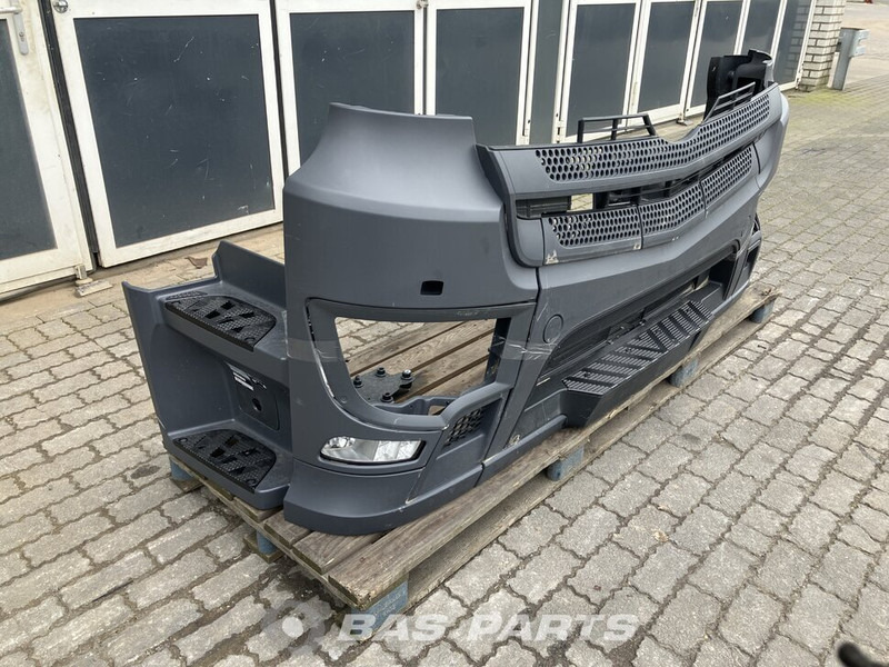 Mercedes-Benz Actros MP4 - Stoßstange für LKW: das Bild 3 Mercedes-Benz Actros MP4 - Stoßstange für LKW: das Bild 3