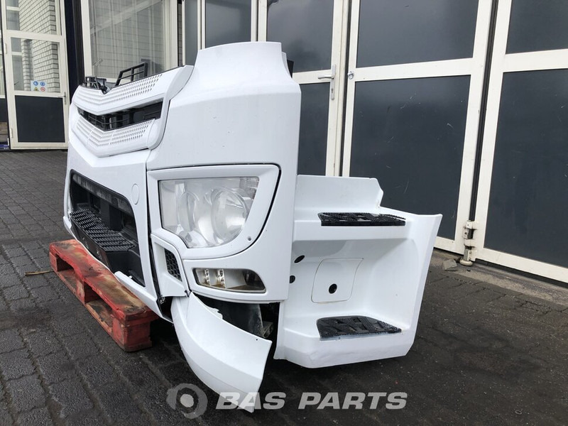 Mercedes-Benz Antos MP4 - Stoßstange für LKW: das Bild 2 Mercedes-Benz Antos MP4 - Stoßstange für LKW: das Bild 2