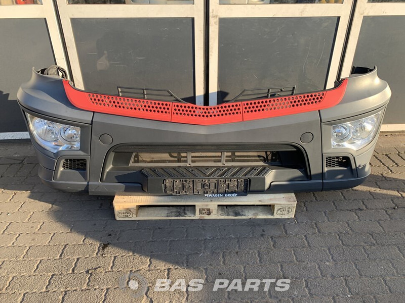 Mercedes-Benz Antos MP4 - Stoßstange für LKW: das Bild 1 Mercedes-Benz Antos MP4 - Stoßstange für LKW: das Bild 1