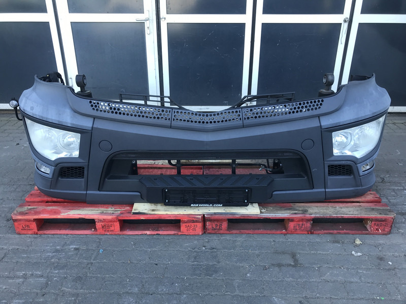 Mercedes-Benz Antos MP4 - Stoßstange für LKW: das Bild 1 Mercedes-Benz Antos MP4 - Stoßstange für LKW: das Bild 1