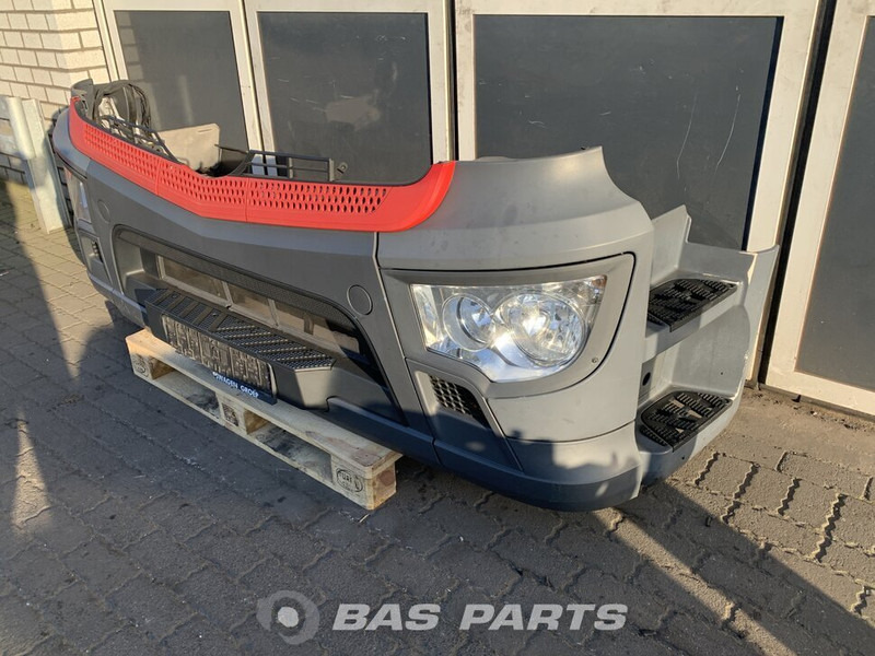 Mercedes-Benz Antos MP4 - Stoßstange für LKW: das Bild 2 Mercedes-Benz Antos MP4 - Stoßstange für LKW: das Bild 2