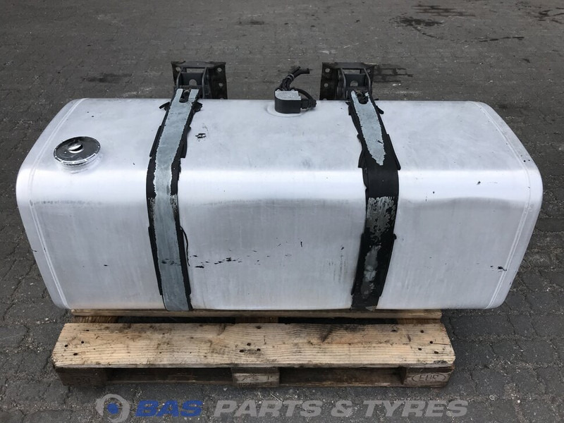 Renault Brandstoftank Renault 415 Liter G0000196 - Kraftstofftank für LKW: das Bild 1 Renault Brandstoftank Renault 415 Liter G0000196 - Kraftstofftank für LKW: das Bild 1
