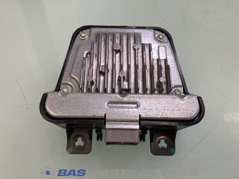 Renault Regeleenheid rijbaanwisseling Renault 7423121452 - Lichter/ Leuchten für LKW: das Bild 1 Renault Regeleenheid rijbaanwisseling Renault 7423121452 - Lichter/ Leuchten für LKW: das Bild 1