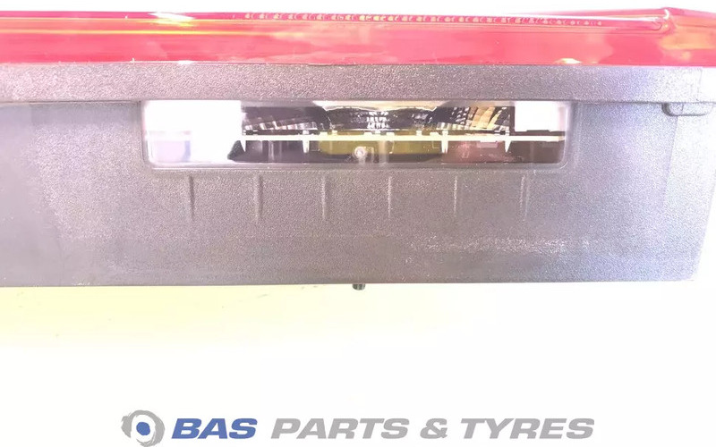 Scania Achterlicht gecomb. links Links Scania 2860829 - Heckleuchte für LKW: das Bild 3 Scania Achterlicht gecomb. links Links Scania 2860829 - Heckleuchte für LKW: das Bild 3