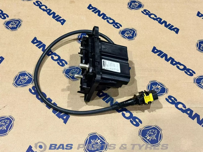 Scania HoofdSchakelaar Scania 2742010 - Kabel/ Kabelbaum für LKW: das Bild 2 Scania HoofdSchakelaar Scania 2742010 - Kabel/ Kabelbaum für LKW: das Bild 2