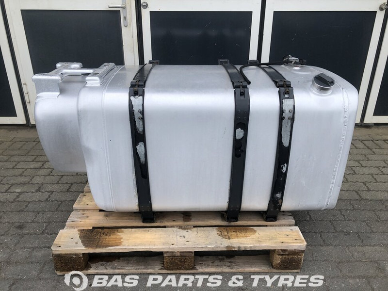 Scania - Kraftstofftank für LKW: das Bild 1 Scania - Kraftstofftank für LKW: das Bild 1