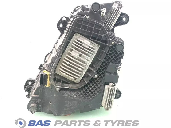 Volvo FH16 (FH5) Koplamp Rechts 22656780 - Hauptscheinwerfer für LKW: das Bild 2 Volvo FH16 (FH5) Koplamp Rechts 22656780 - Hauptscheinwerfer für LKW: das Bild 2