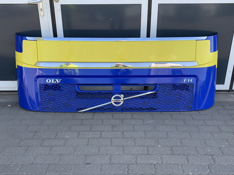Volvo FH4 - Kühlergrill für LKW: das Bild 1 Volvo FH4 - Kühlergrill für LKW: das Bild 1