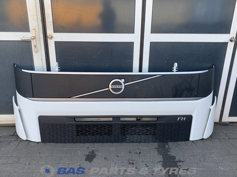 Volvo FH4B - Kühlergrill für LKW: das Bild 1 Volvo FH4B - Kühlergrill für LKW: das Bild 1