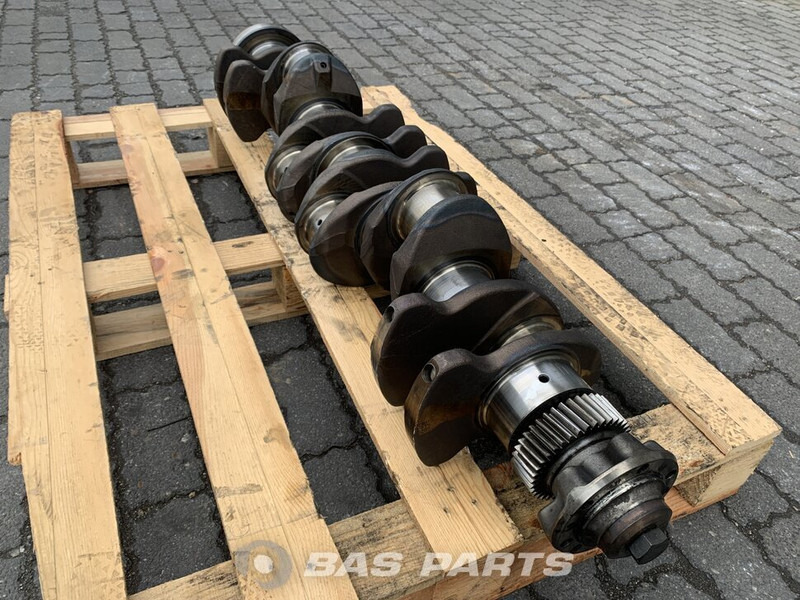 Volvo Krukas Volvo 1547468 - Kurbelwelle für LKW: das Bild 2 Volvo Krukas Volvo 1547468 - Kurbelwelle für LKW: das Bild 2