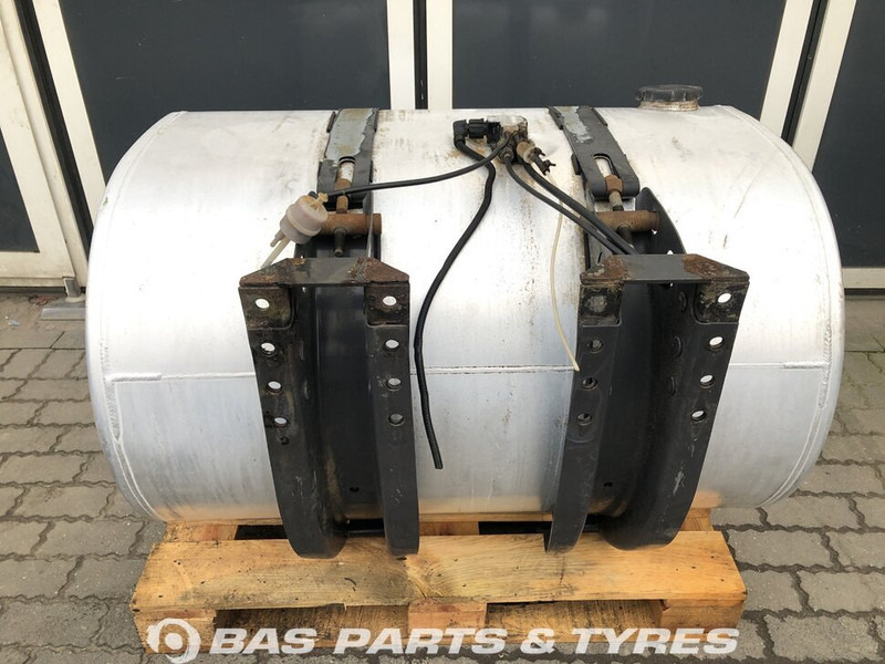 Volvo - Kraftstofftank für LKW: das Bild 3 Volvo - Kraftstofftank für LKW: das Bild 3