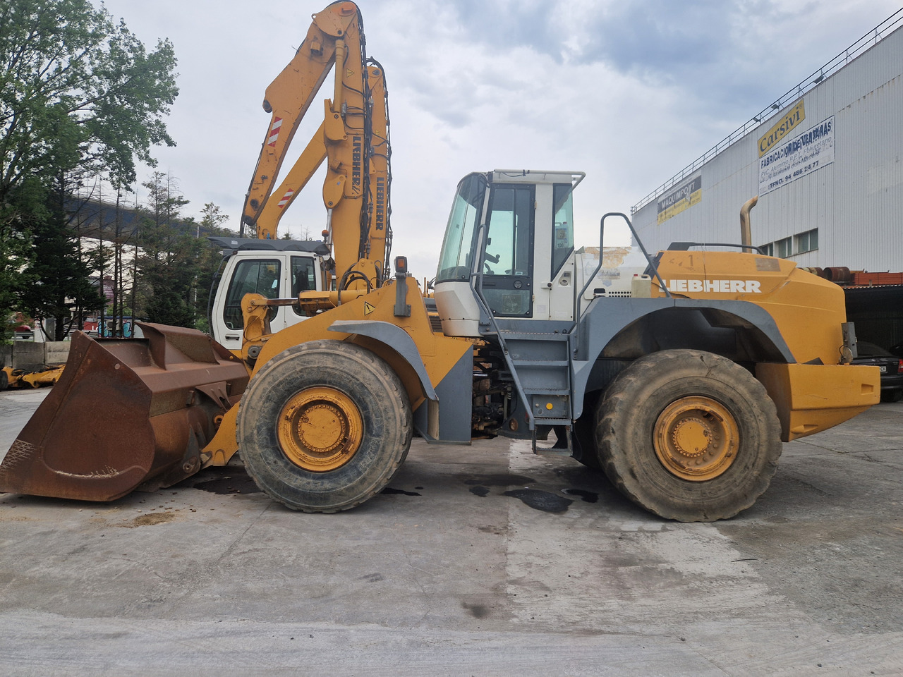 LIEBHERR L564 N/S: 4620899 (2001) - Radlader: das Bild 1 LIEBHERR L564 N/S: 4620899 (2001) - Radlader: das Bild 1