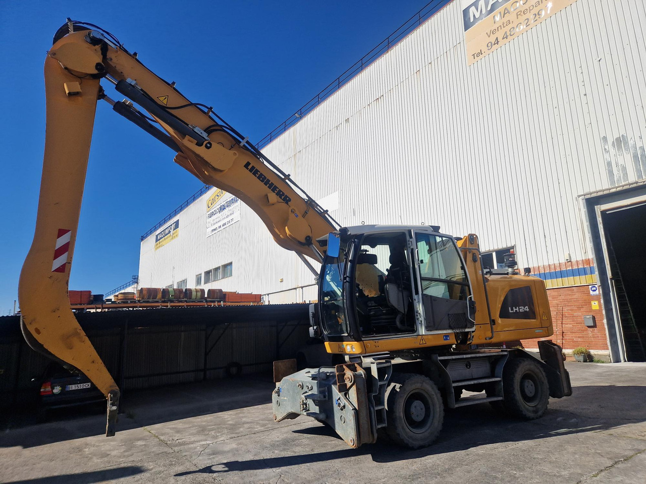 LIEBHERR LH24M - Umschlagbagger: das Bild 3 LIEBHERR LH24M - Umschlagbagger: das Bild 3
