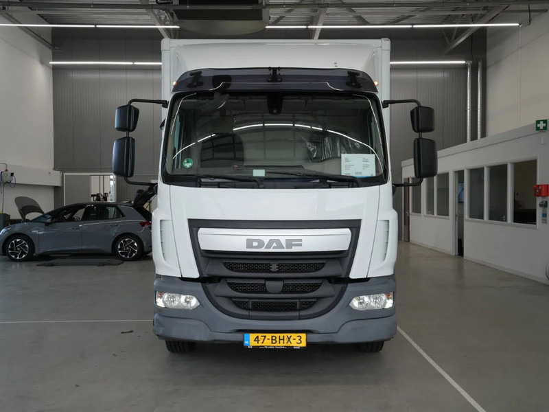 DAF LF 250 FA 12t, Gesloten Bak, Laadklep 1,5t, New Tacho - Koffer LKW: das Bild 2 DAF LF 250 FA 12t, Gesloten Bak, Laadklep 1,5t, New Tacho - Koffer LKW: das Bild 2