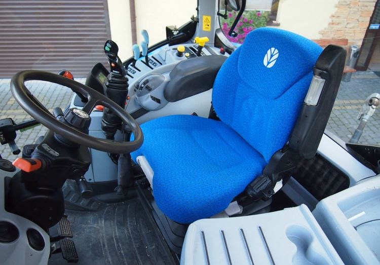 Traktor Ciągnik New Holland NH T6.140 2016 New Holland z Ładowaczem czołowym TUR: das Bild 9