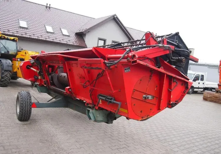 Heder Massey Ferguson Szerokość 5m pasuje do 32, 34, 36, 38, 42, 7254, 7272, 7278 - Schneidwerk: das Bild 3 Heder Massey Ferguson Szerokość 5m pasuje do 32, 34, 36, 38, 42, 7254, 7272, 7278 - Schneidwerk: das Bild 3