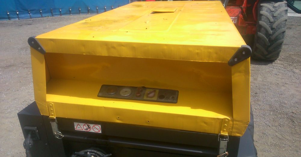 Kompresor Atlas Copco Atlas copco XAS 97 2015 Kompresor sprężarka śrubowa+ agregat prądotwórczy 12KVA - Luftkompressor: das Bild 5 Kompresor Atlas Copco Atlas copco XAS 97 2015 Kompresor sprężarka śrubowa+ agregat prądotwórczy 12KVA - Luftkompressor: das Bild 5