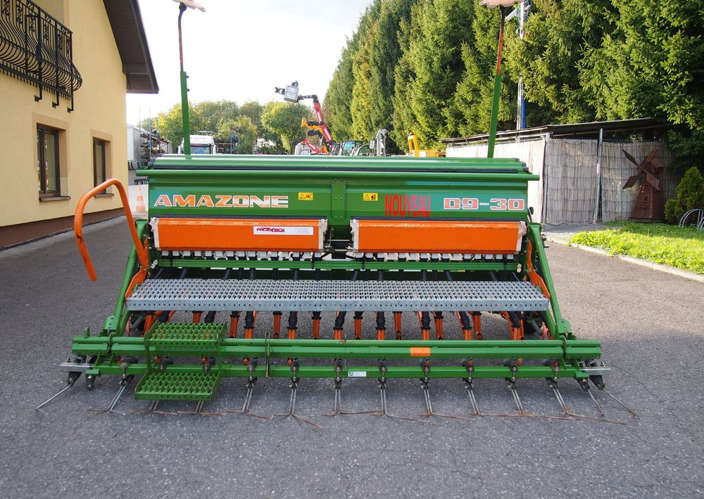 Siewnik Amazone D9 -30 2007 Siewnik Amazone - Sämaschine: das Bild 1 Siewnik Amazone D9 -30 2007 Siewnik Amazone - Sämaschine: das Bild 1