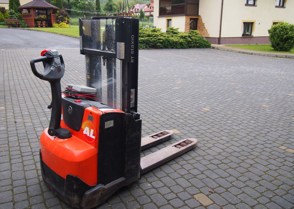 Wózek elektryczny Toyota 2013 - Elektrostapler: das Bild 2 Wózek elektryczny Toyota 2013 - Elektrostapler: das Bild 2