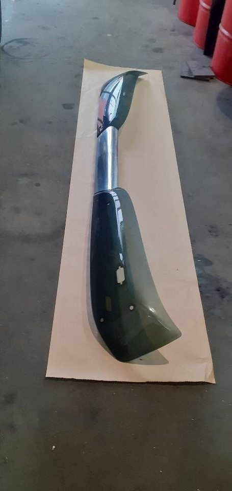 Mercedes-Benz Actros - Sonnenblende für LKW: das Bild 5 Mercedes-Benz Actros - Sonnenblende für LKW: das Bild 5