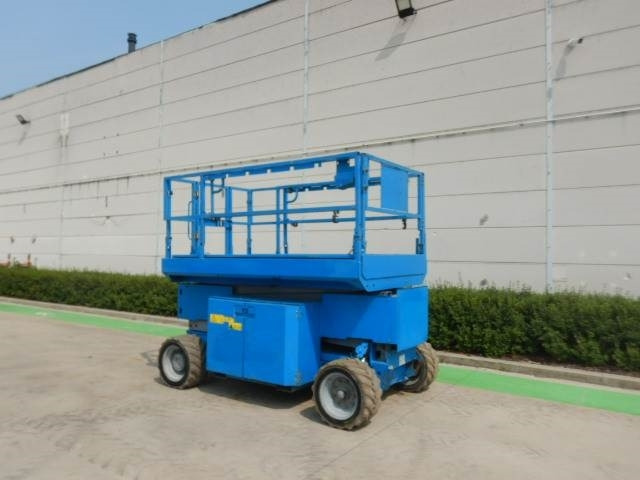 Genie GS3369DC - Scherenbühne: das Bild 2 Genie GS3369DC - Scherenbühne: das Bild 2