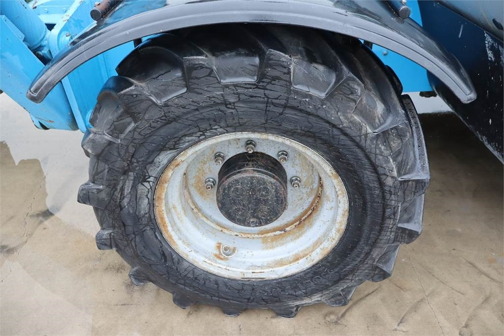 Teleskoplader Genie GTH4014: das Bild 12
