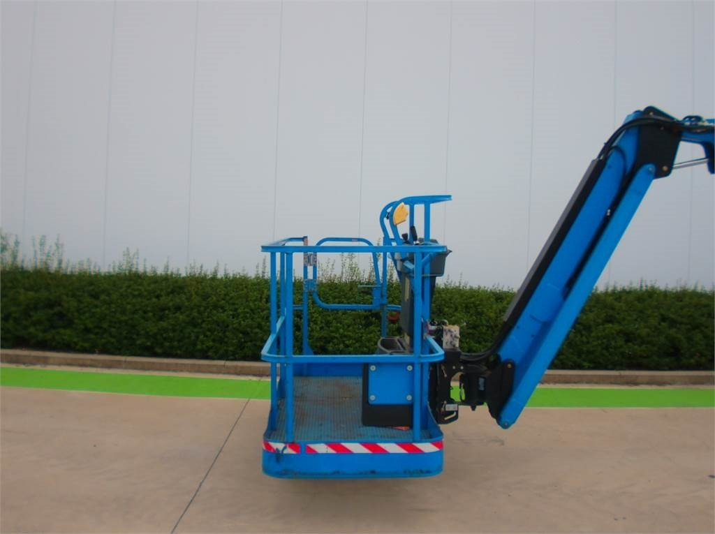 Gelenkarmbühne JLG H800AJ: das Bild 11