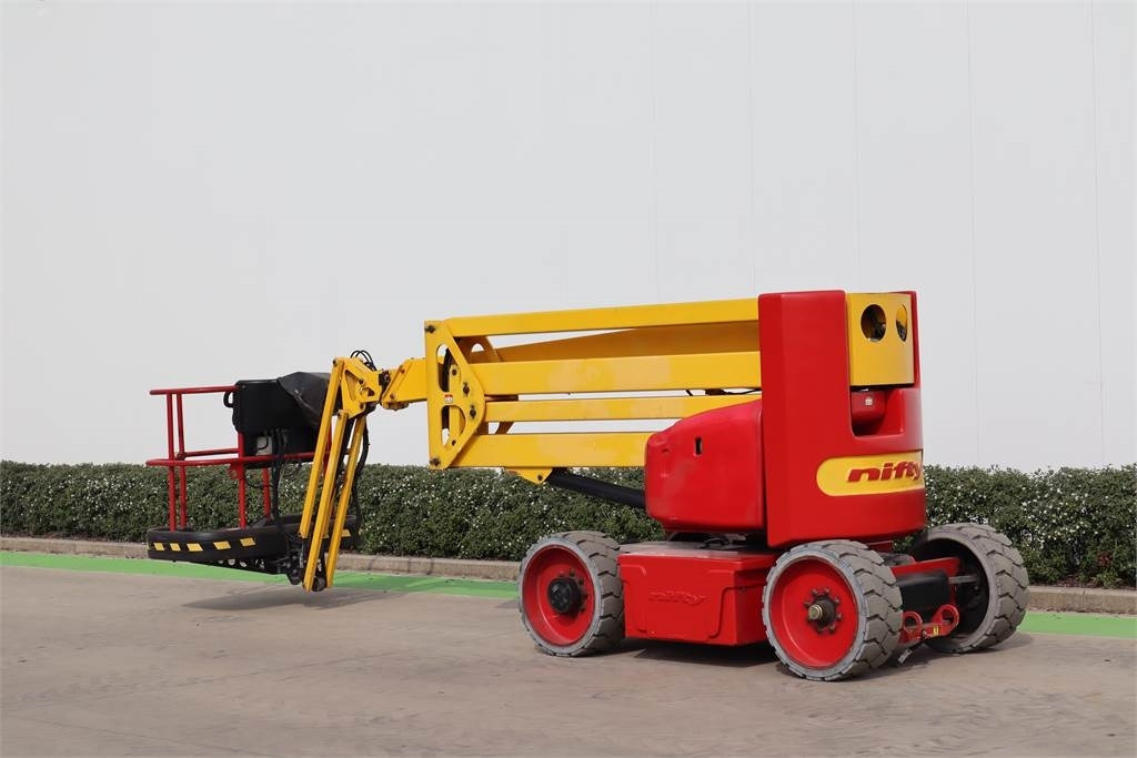 Niftylift HR17NE - Gelenkarmbühne: das Bild 3 Niftylift HR17NE - Gelenkarmbühne: das Bild 3