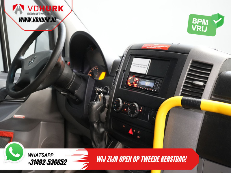 Mercedes-Benz Sprinter 313 2.2 CDI Aut. L2H2 € 10.648 Incl. BTW EXPORT Combi/ 9 Persoons/ Kombi/ 9P/ Airco/ Rolstoellift/ Electr. deur/ - Kleinbus, Personentransporter: das Bild 3 Mercedes-Benz Sprinter 313 2.2 CDI Aut. L2H2 € 10.648 Incl. BTW EXPORT Combi/ 9 Persoons/ Kombi/ 9P/ Airco/ Rolstoellift/ Electr. deur/ - Kleinbus, Personentransporter: das Bild 3