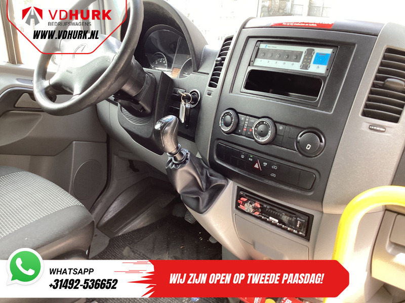 Mercedes-Benz Sprinter 313 2.2 CDI L3H2 €8.954 Incl. BTW BPM VRIJ! EXPORT ONLY Combi/ 9 Persoons/ Kombi/ 9P/ Airco/ Rolstoellift - Kleinbus, Personentransporter: das Bild 4 Mercedes-Benz Sprinter 313 2.2 CDI L3H2 €8.954 Incl. BTW BPM VRIJ! EXPORT ONLY Combi/ 9 Persoons/ Kombi/ 9P/ Airco/ Rolstoellift - Kleinbus, Personentransporter: das Bild 4