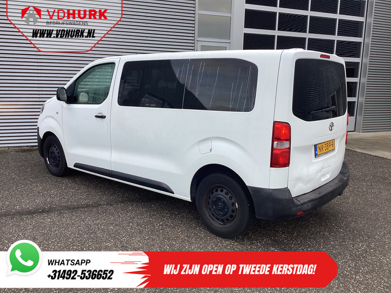 Toyota Proace Shuttle 1.6 D-4D Incl. BTW/BPM € 12.975,- EXPORT Kombi/ Combi/ 9 Pers./ 9P/ Shuttle/ Airco/ Cruise/ PDC/ Sidebars - Kleinbus, Personentransporter: das Bild 2 Toyota Proace Shuttle 1.6 D-4D Incl. BTW/BPM € 12.975,- EXPORT Kombi/ Combi/ 9 Pers./ 9P/ Shuttle/ Airco/ Cruise/ PDC/ Sidebars - Kleinbus, Personentransporter: das Bild 2