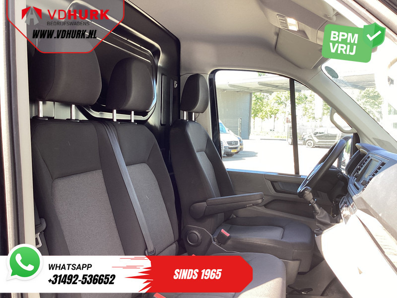 Kastenwagen Volkswagen Crafter 35 2.0 TDI 140 pk L4H3 BPM VRIJ! Carplay/ 3 Pers./ PDC/ Airco: das Bild 10