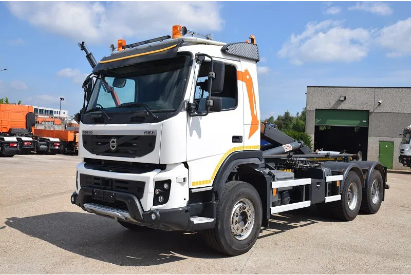 Volvo FMX 460 - Abrollkipper: das Bild 2 Volvo FMX 460 - Abrollkipper: das Bild 2
