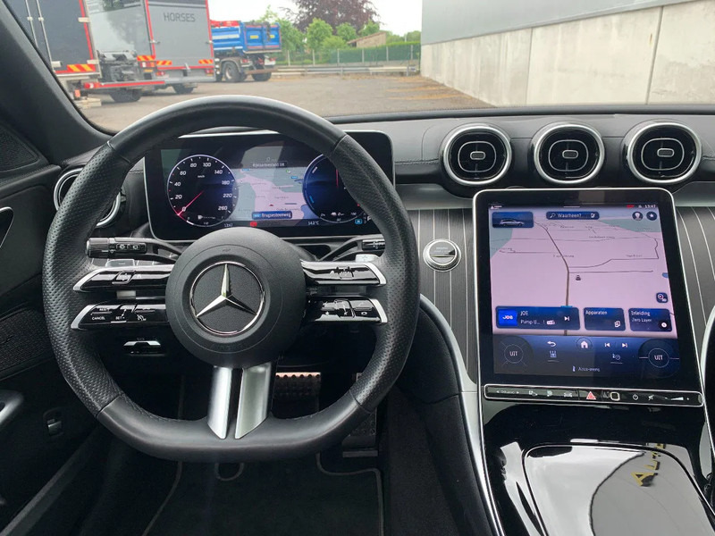 Mercedes-Benz C-Klasse 300*Parktronic*Thermatic*Distronic*Rijstrookassistent*Panoramische dak* - PKW: das Bild 3 Mercedes-Benz C-Klasse 300*Parktronic*Thermatic*Distronic*Rijstrookassistent*Panoramische dak* - PKW: das Bild 3