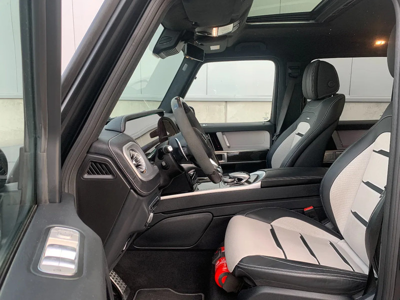 Mercedes-Benz G-Klasse 63 AMG*CARBON*BURMESTER*MASSAGE*TEMPOMAT*360°*MEMORY*TREKHAAK - SUV/ Geländewagen: das Bild 4 Mercedes-Benz G-Klasse 63 AMG*CARBON*BURMESTER*MASSAGE*TEMPOMAT*360°*MEMORY*TREKHAAK - SUV/ Geländewagen: das Bild 4